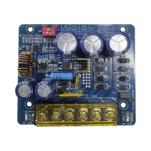 Fuente tipo tarjeta con salida seleccionable en : 6 o 12 o 24 Vcc @ 4 A / 1 salida / requiere transformador de entrada en Vca / capacidad de baterías / baterías no incluidas.