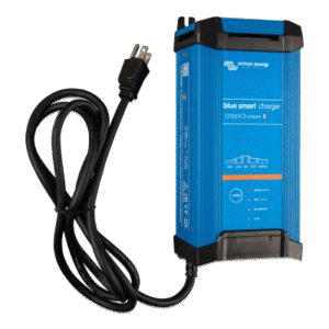 Blue Smart IP22 12/30 / Cargador de Baterías 12V, 30A / Para Ambientes Marinos y Terrestres. / Bancos de 120 a 300 Ah